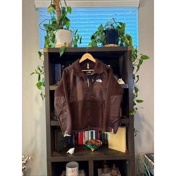 The North Face Women’s Brown Denali Jacket Size Small - Picture 1 of 5